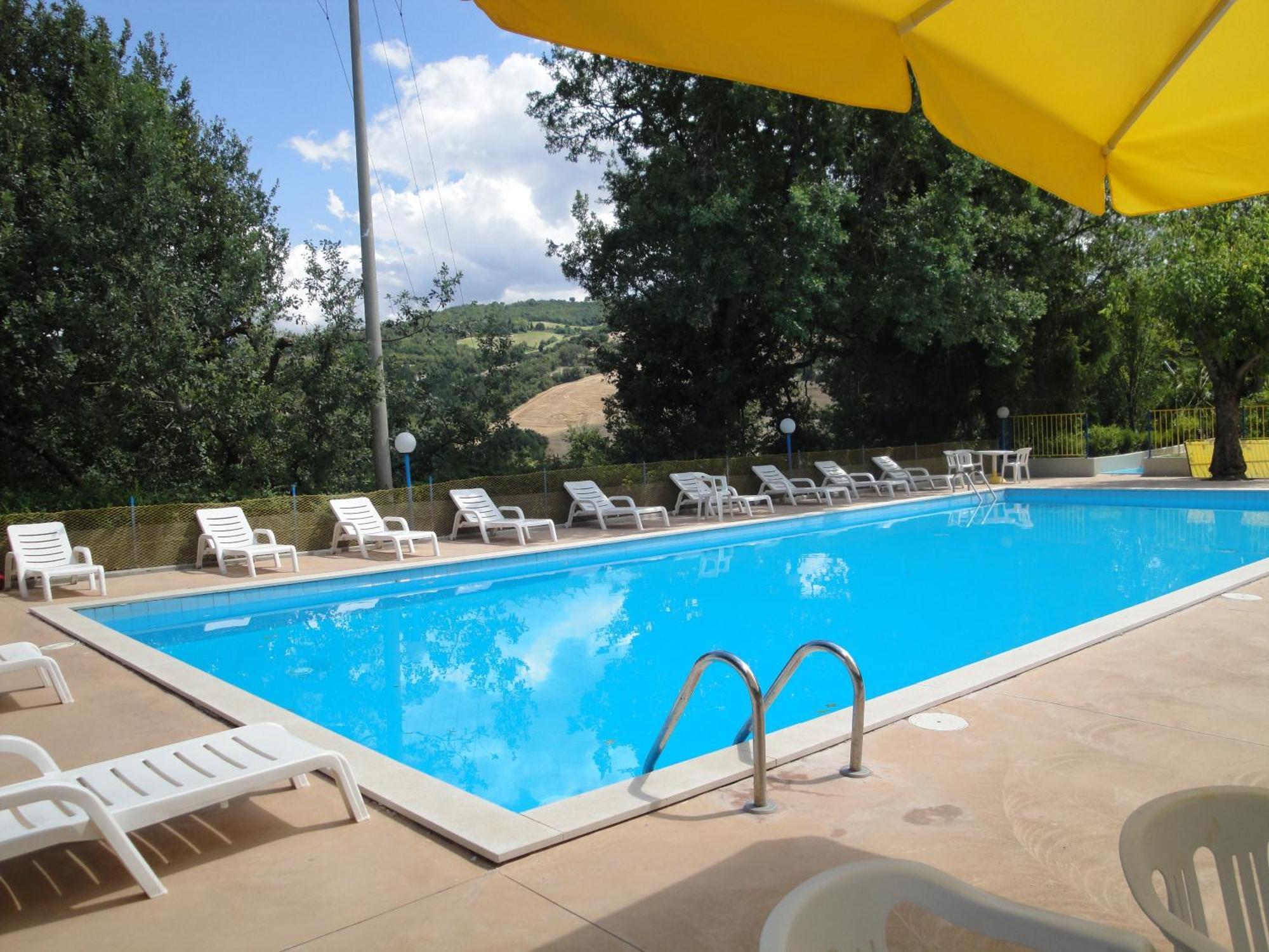 Hotel La Meridiana Urbino Exterior foto