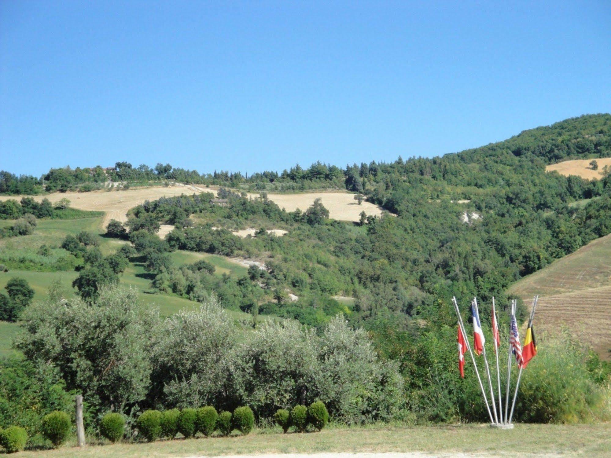 Hotel La Meridiana Urbino Exterior foto